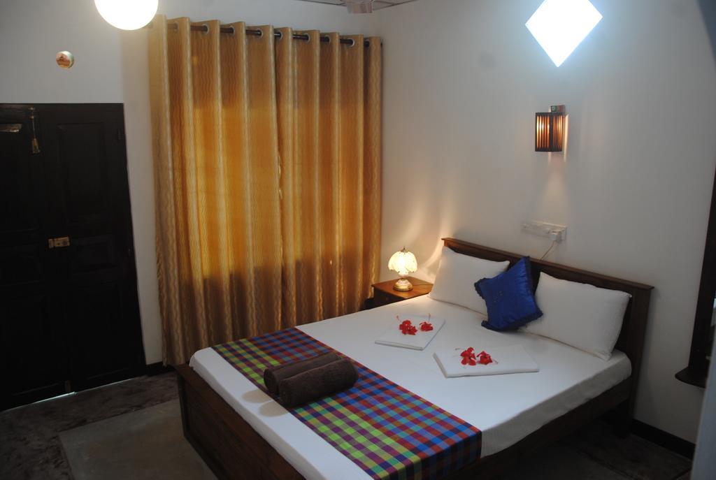 Aknara Rest Hotel Weligama Exterior foto