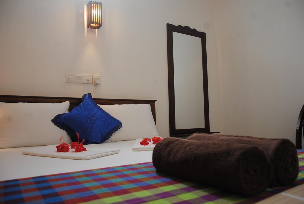 Aknara Rest Hotel Weligama Exterior foto