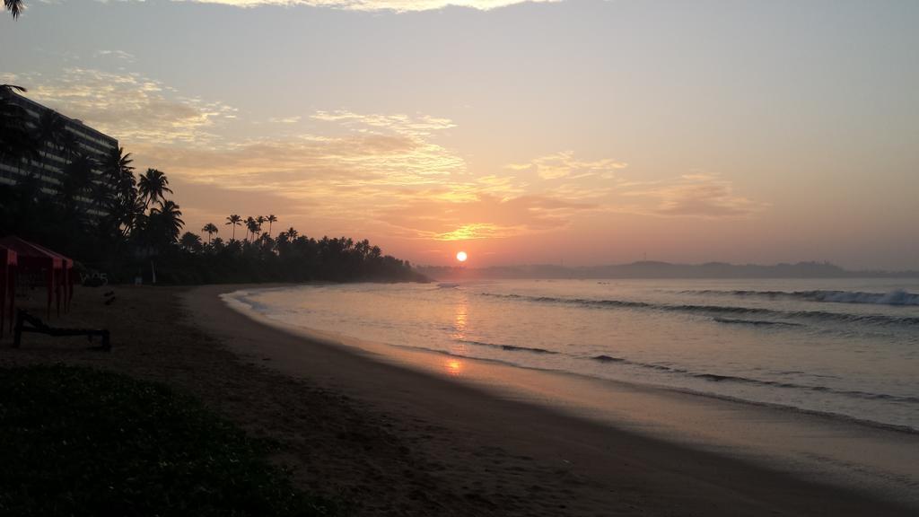 Aknara Rest Hotel Weligama Exterior foto