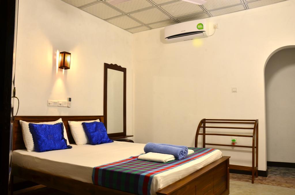 Aknara Rest Hotel Weligama Exterior foto