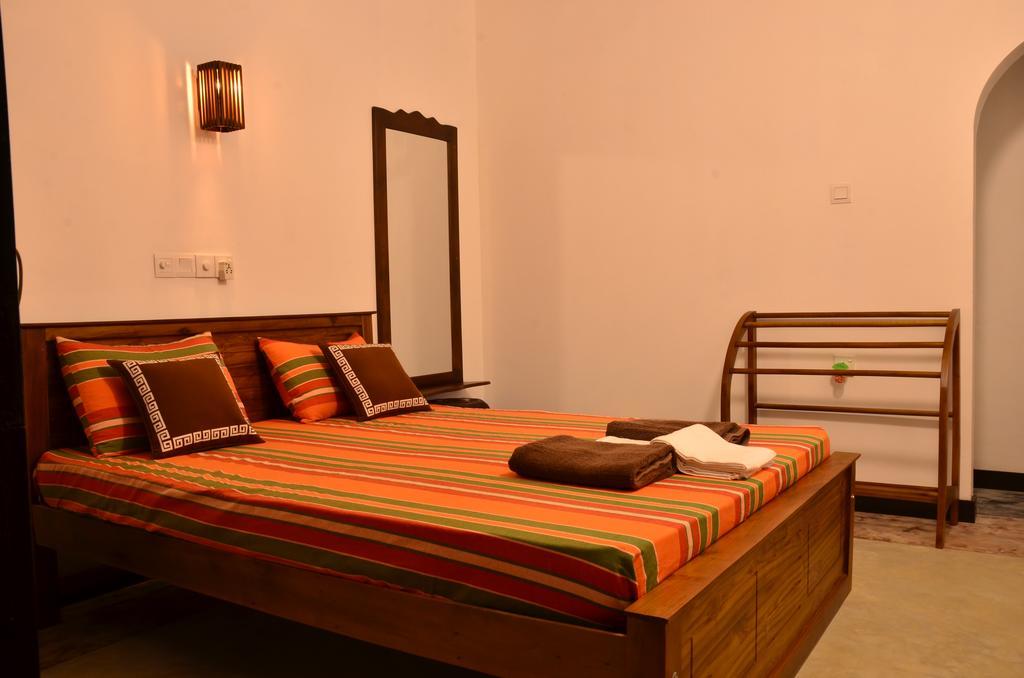 Aknara Rest Hotel Weligama Exterior foto